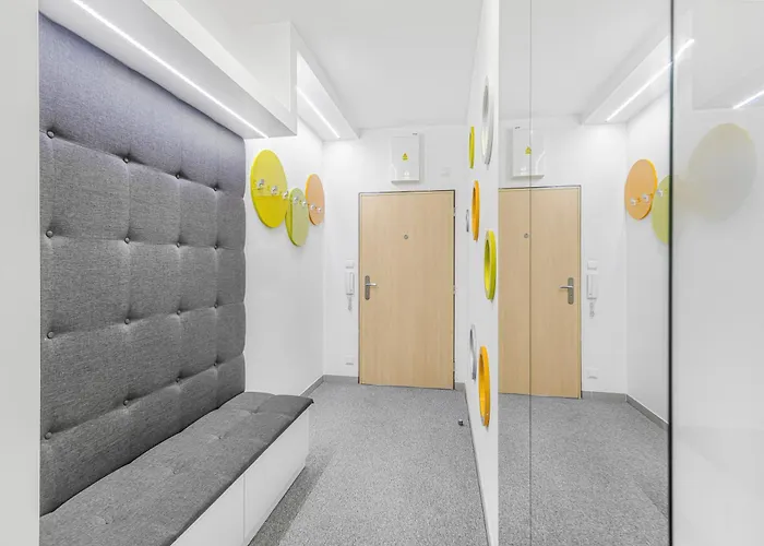New Large Apartment, Free Parking! * Praha